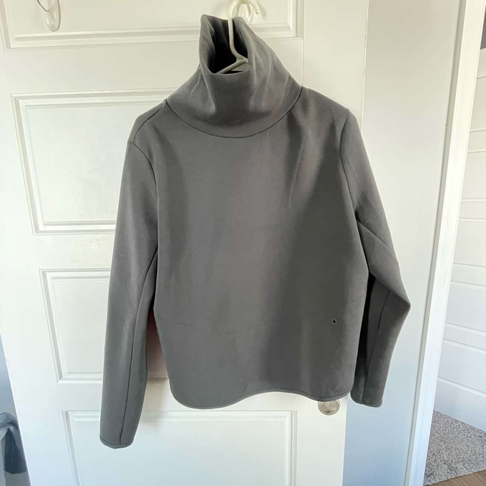 Nike Pullover Turtleneck